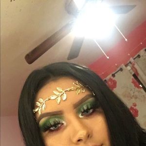 Meet your Posher, Veronica